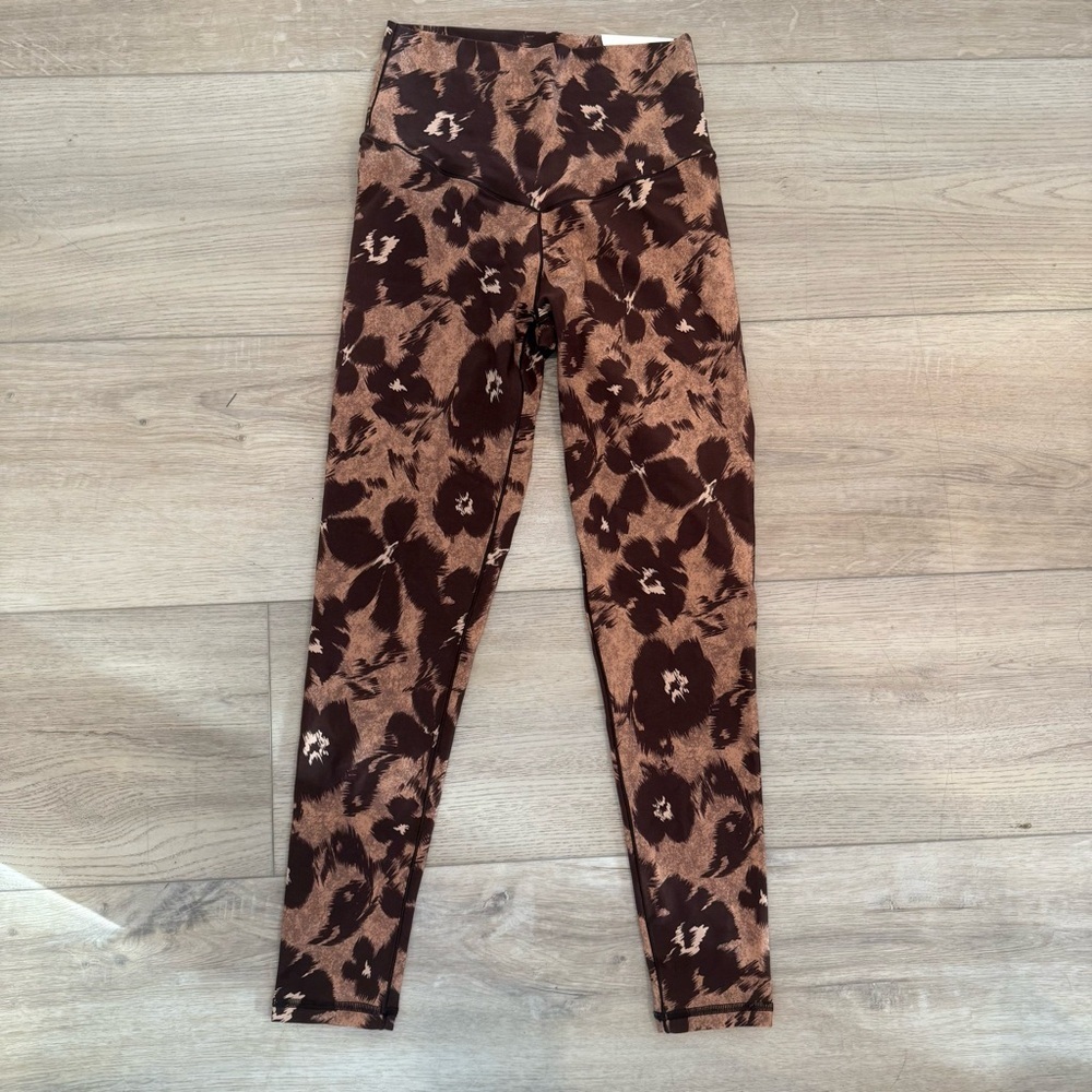 Offline by Aerie‎ Women’s Hi-Rise Real Me Athletic Leggings Brown Floral Med NEW
